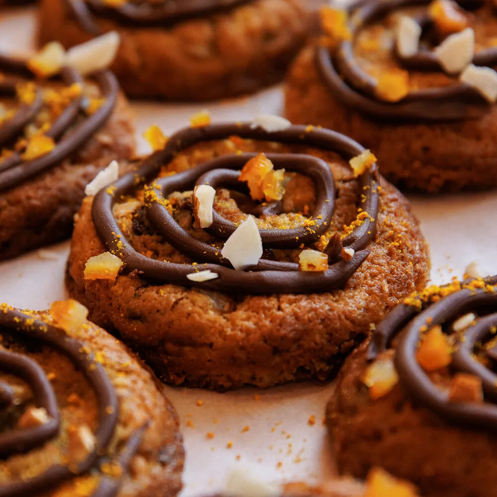 Cookie de Chocolate, Naranja y Almendras de Cami Sirna